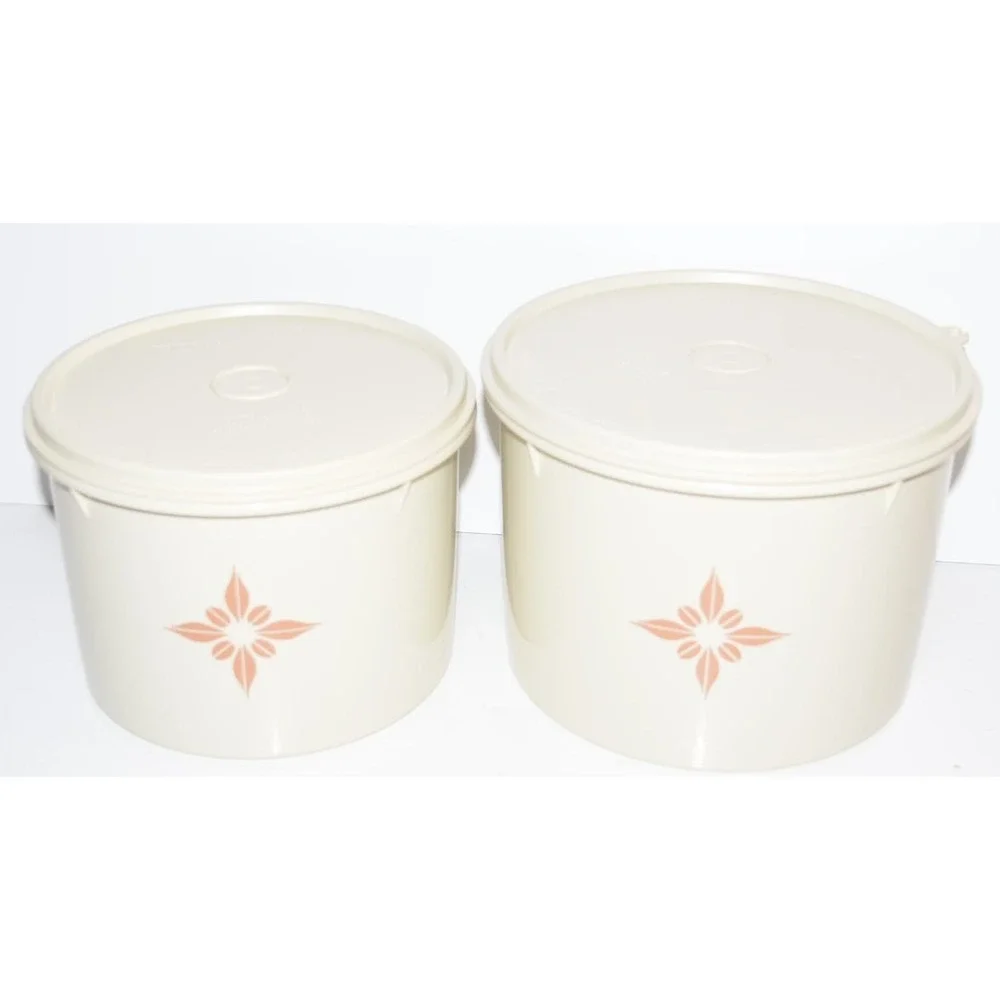 Tupperware Starburst‎ Canisters Almond Color #265-15 & 264-21 Round W/Lids X2